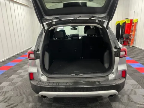 More photos of 2024 Ford Escape Platinum at Bridgeland Auto Brokers, NY