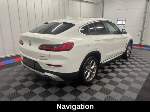 Another view of 2025 BMW X4 xDrive30i for sale in Bridgeport, NY at Bridgeland Auto Brokers