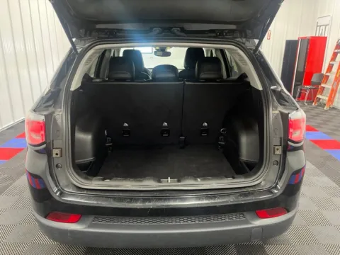 More photos of 2022 Jeep Compass Latitude at Bridgeland Auto Brokers, NY