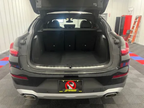 More photos of 2025 BMW X4 xDrive30i at Bridgeland Auto Brokers, NY