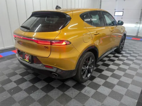 Another view of 2024 Dodge Hornet R/T Plus for sale in Bridgeport, NY at Bridgeland Auto Brokers
