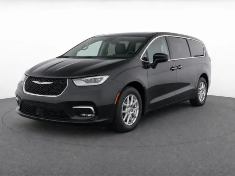 Another view of 2025 Chrysler Pacifica Select for sale in Bridgeport, NY at Bridgeland Auto Brokers