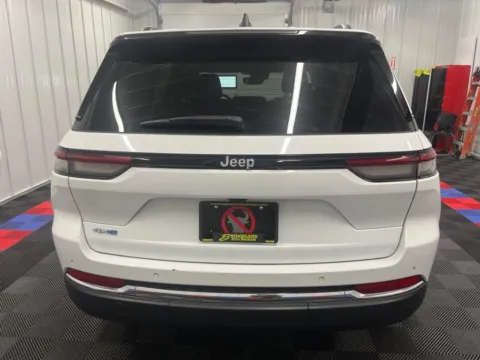 More photos of 2023 Jeep Grand Cherokee 4xe at Bridgeland Auto Brokers, NY