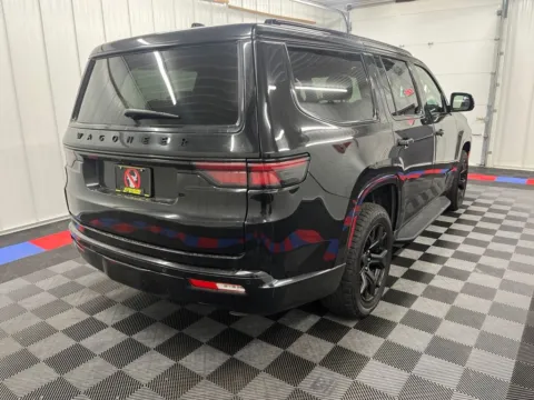 Another view of 2024 Jeep Wagoneer Series II for sale in Bridgeport, NY at Bridgeland Auto Brokers