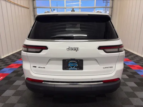 More photos of 2022 Jeep Grand Cherokee L Limited at Bridgeland Auto Brokers, NY