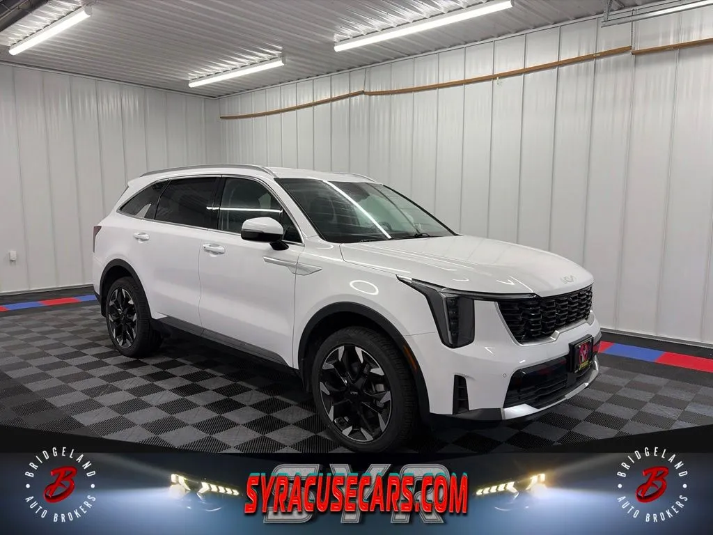 White 2025 Kia Sorento X-Line EX for sale in Bridgeport, NY