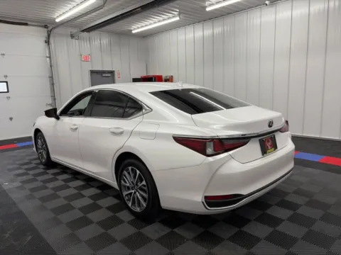 More photos of 2025 Lexus ES 250 at Bridgeland Auto Brokers, NY