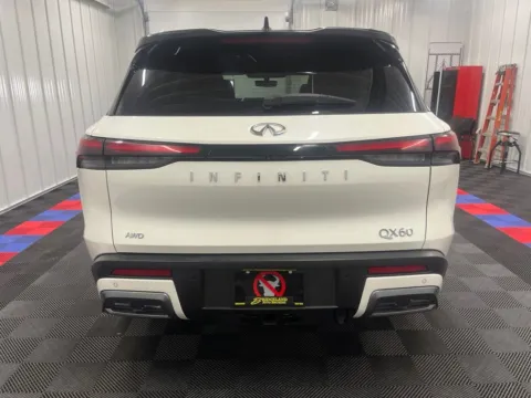 Another view of 2024 INFINITI QX60 Autograph for sale in Bridgeport, NY at Bridgeland Auto Brokers