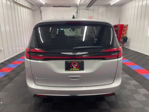 More photos of 2024 Chrysler Pacifica Touring L at Bridgeland Auto Brokers, NY