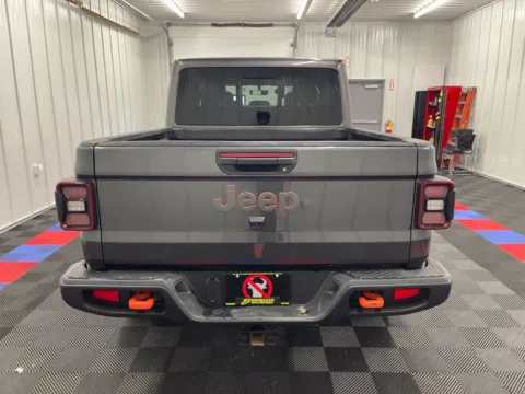 More photos of 2023 Jeep Gladiator Mojave at Bridgeland Auto Brokers, NY