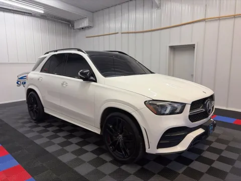 Photos of 2022 Mercedes-Benz GLE 580 for sale in Bridgeport, NY at Bridgeland Auto Brokers