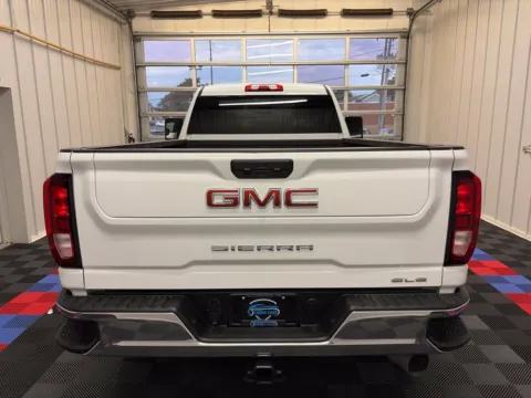 More photos of 2024 GMC Sierra 2500 HD SLE at Bridgeland Auto Brokers, NY