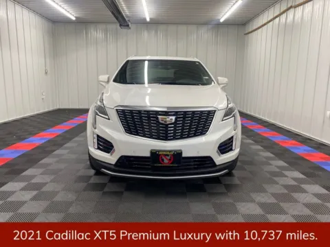 Another view of 2021 Cadillac XT5 Premium Luxury for sale in Bridgeport, NY at Bridgeland Auto Brokers