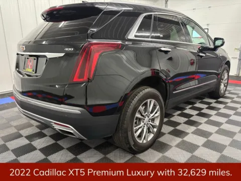 Another view of 2022 Cadillac XT5 Premium Luxury for sale in Bridgeport, NY at Bridgeland Auto Brokers