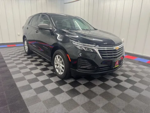 Photos of 2023 Chevrolet Equinox LS for sale in Bridgeport, NY at Bridgeland Auto Brokers