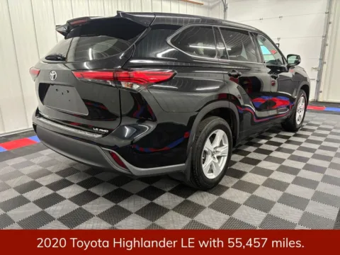 Another view of 2020 Toyota Highlander LE for sale in Bridgeport, NY at Bridgeland Auto Brokers