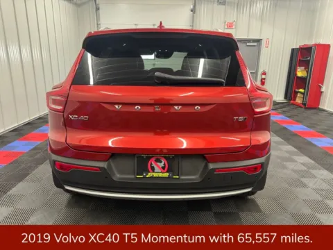 Another view of 2019 Volvo XC40 Momentum for sale in Bridgeport, NY at Bridgeland Auto Brokers