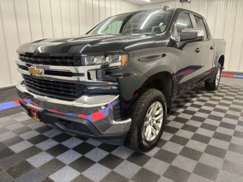 More photos of 2021 Chevrolet Silverado 1500 LT at Bridgeland Auto Brokers, NY