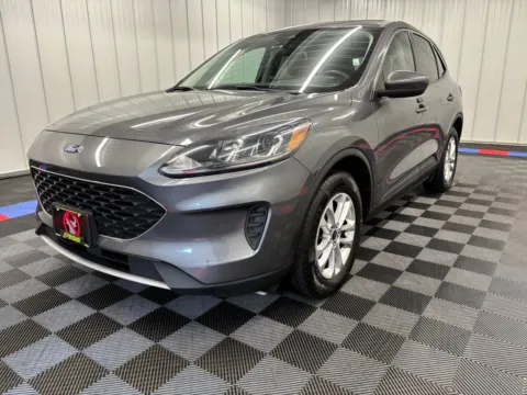 More photos of 2021 Ford Escape SE at Bridgeland Auto Brokers, NY