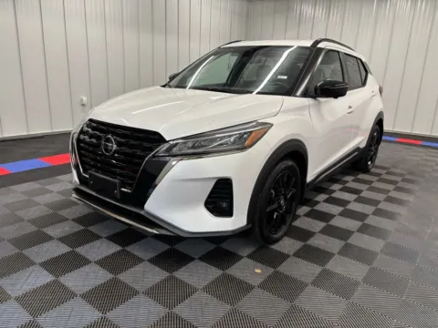 More photos of 2021 Nissan Kicks SR at Bridgeland Auto Brokers, NY