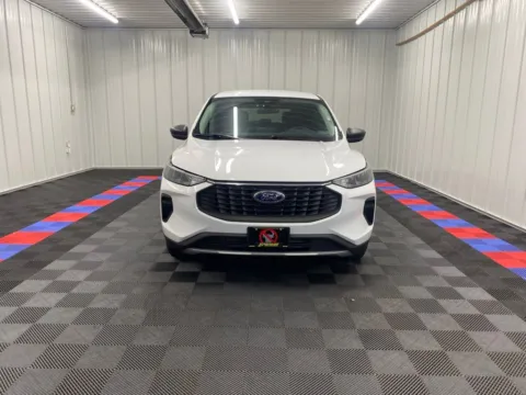 Photos of 2024 Ford Escape Active for sale in Bridgeport, NY at Bridgeland Auto Brokers