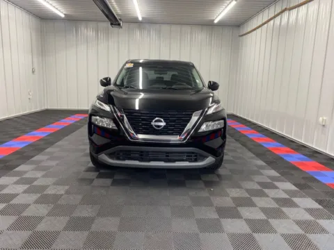 Photos of 2023 Nissan Rogue SV for sale in Bridgeport, NY at Bridgeland Auto Brokers