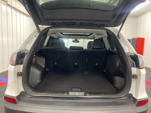 More photos of 2021 Jeep Cherokee Limited at Bridgeland Auto Brokers, NY