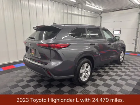 Another view of 2023 Toyota Highlander L for sale in Bridgeport, NY at Bridgeland Auto Brokers