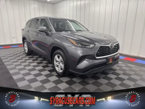 Gray 2023 Toyota Highlander L for sale in Bridgeport, NY