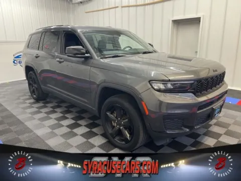 Gray 2022 Jeep Grand Cherokee L Altitude for sale in Bridgeport, NY