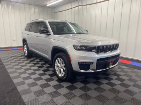 Photos of 2023 Jeep Grand Cherokee L Limited for sale in Bridgeport, NY at Bridgeland Auto Brokers