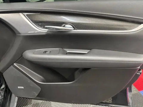 More photos of 2021 Cadillac XT5 Sport at Bridgeland Auto Brokers, NY