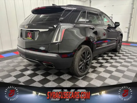 Black 2021 Cadillac XT5 Sport for sale in Bridgeport, NY