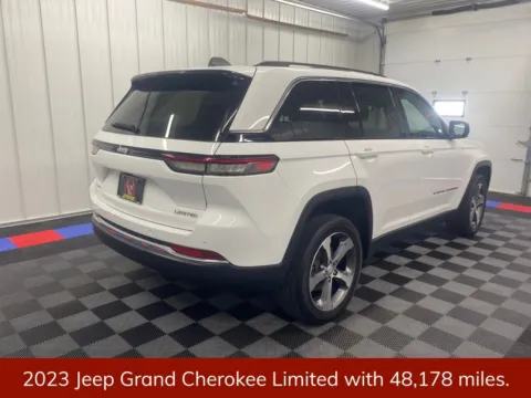 Another view of 2023 Jeep Grand Cherokee Limited for sale in Bridgeport, NY at Bridgeland Auto Brokers