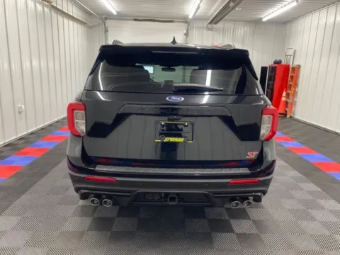 More photos of 2023 Ford Explorer ST at Bridgeland Auto Brokers, NY