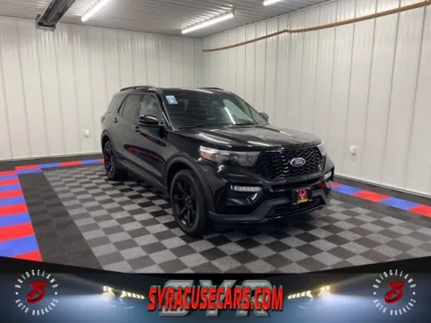 Black 2023 Ford Explorer ST for sale in Bridgeport, NY