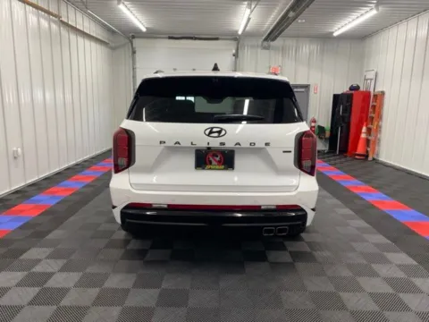 More photos of 2025 Hyundai Palisade Calligraphy Night Edition at Bridgeland Auto Brokers, NY