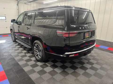 More photos of 2024 Jeep Wagoneer L Series II at Bridgeland Auto Brokers, NY