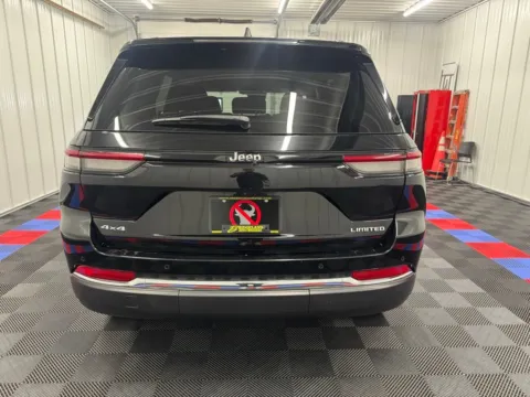 More photos of 2024 Jeep Grand Cherokee Limited at Bridgeland Auto Brokers, NY