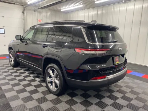 More photos of 2022 Jeep Grand Cherokee L Limited at Bridgeland Auto Brokers, NY