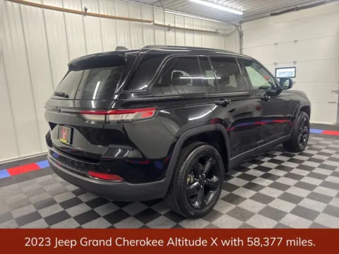 Another view of 2023 Jeep Grand Cherokee Altitude X for sale in Bridgeport, NY at Bridgeland Auto Brokers