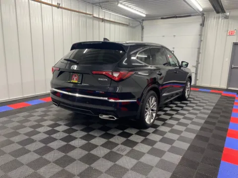 More photos of 2022 Acura MDX Advance at Bridgeland Auto Brokers, NY