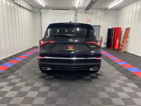 More photos of 2022 Acura MDX Advance at Bridgeland Auto Brokers, NY