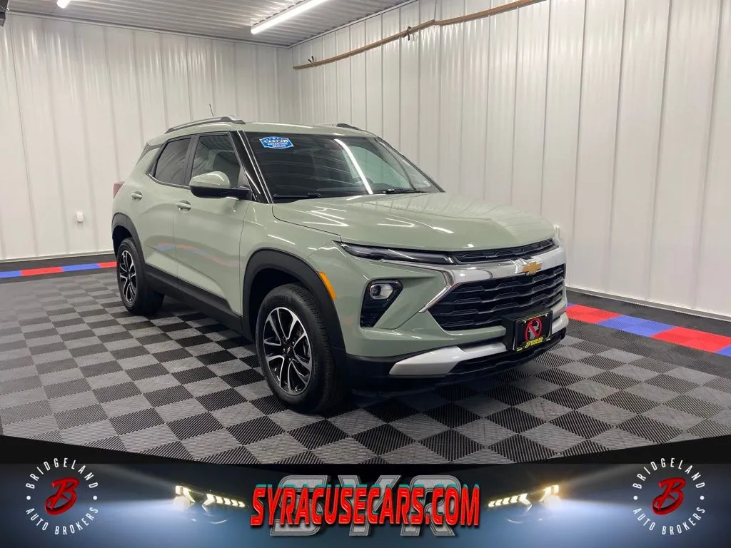 Green 2025 Chevrolet TrailBlazer LT for sale in Bridgeport, NY