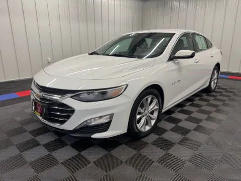 Photos of 2022 Chevrolet Malibu LT for sale in Bridgeport, NY at Bridgeland Auto Brokers
