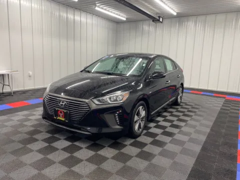 More photos of 2019 Hyundai Ioniq Plug-In Hybrid Limited at Bridgeland Auto Brokers, NY