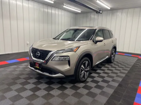 More photos of 2023 Nissan Rogue Platinum at Bridgeland Auto Brokers, NY