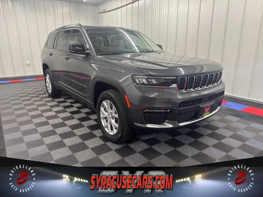 Gray 2022 Jeep Grand Cherokee L Limited for sale in Bridgeport, NY