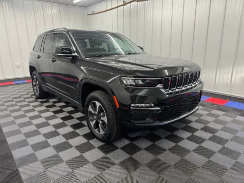 Photos of 2023 Jeep Grand Cherokee 4xe for sale in Bridgeport, NY at Bridgeland Auto Brokers