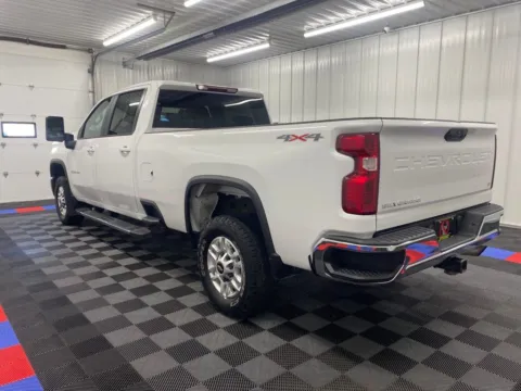 More photos of 2024 Chevrolet Silverado 2500HD LT at Bridgeland Auto Brokers, NY